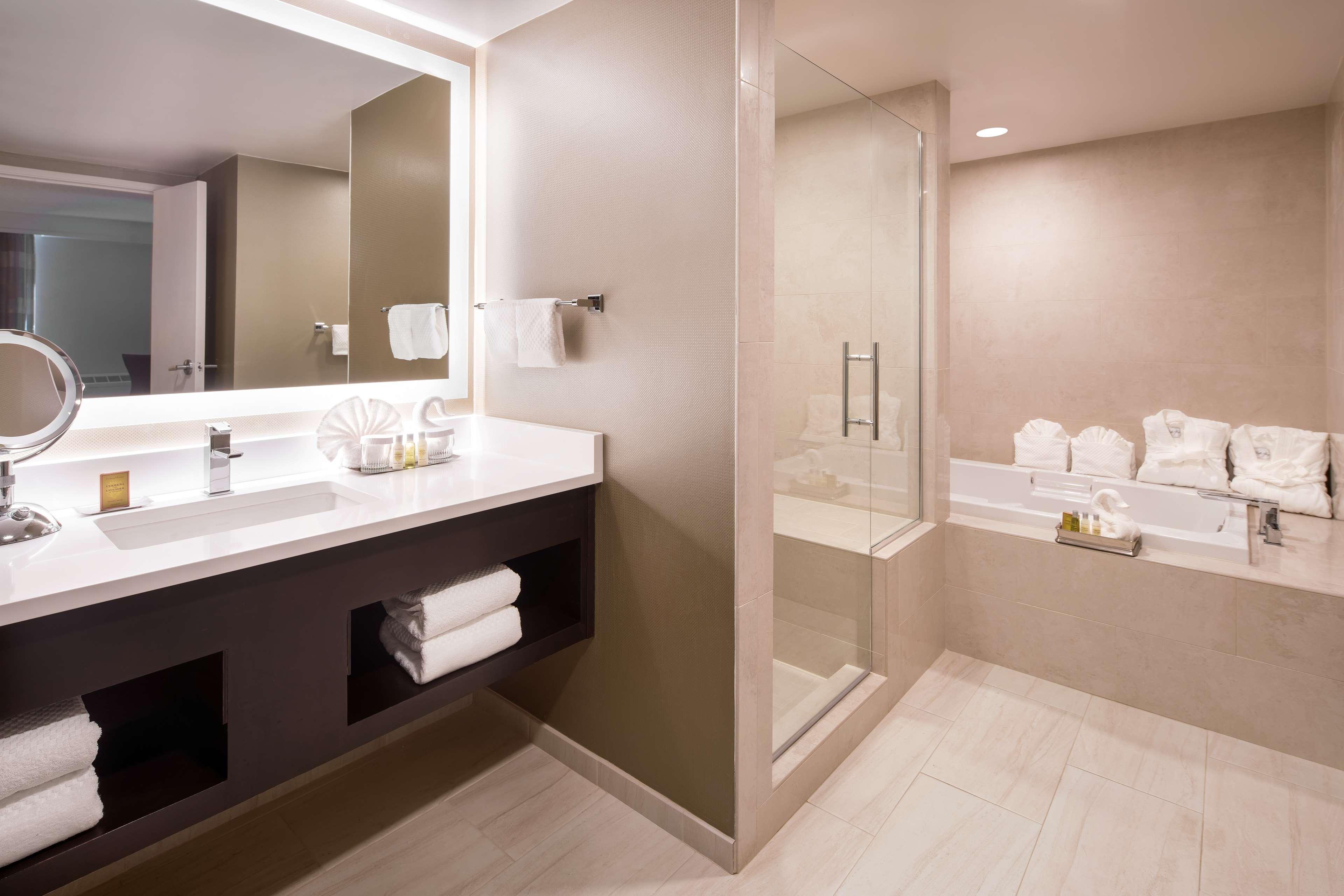 DoubleTree by Hilton Denver Tech Greenwood Village Buitenkant foto
